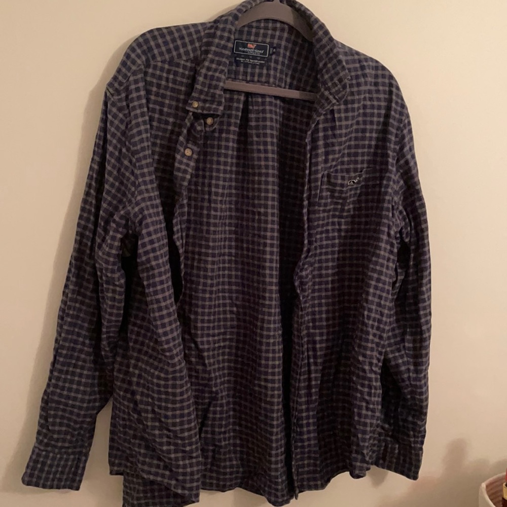 Vineyard Vines Button Down Plaid - image 1
